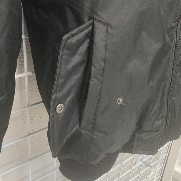Zakbrand Size Large Black Full Zip Jacket - Picture 6 of 9